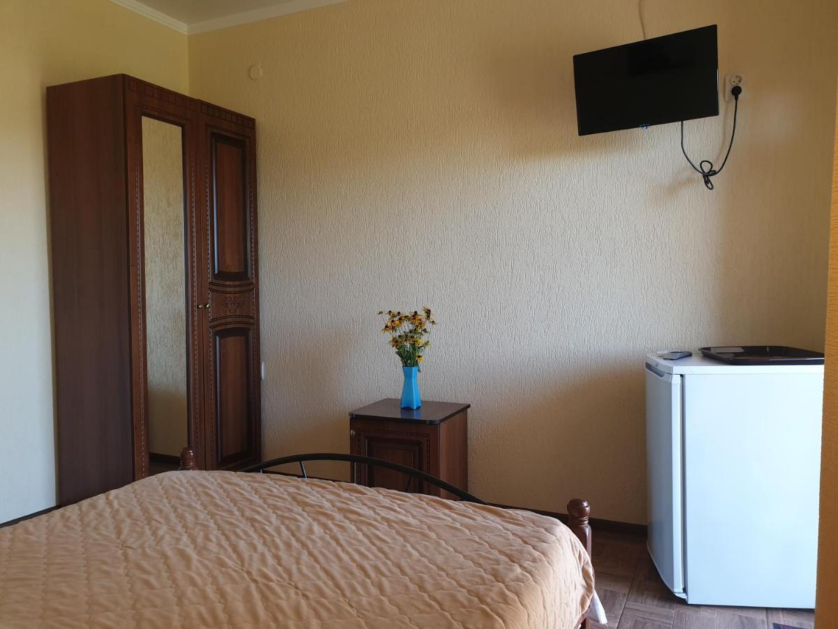 Guest House Lykhny 가그라 외부 사진